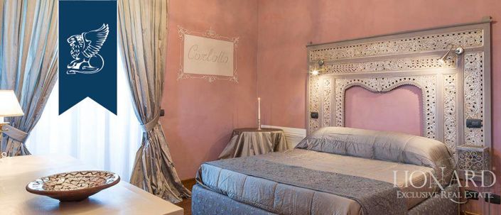 Image No.37-10 Bed Property for sale