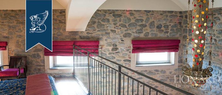 Image No.46-10 Bed Property for sale