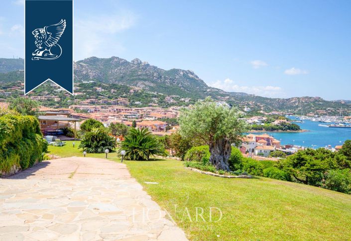 Image No.13-8 Bed Villa for sale