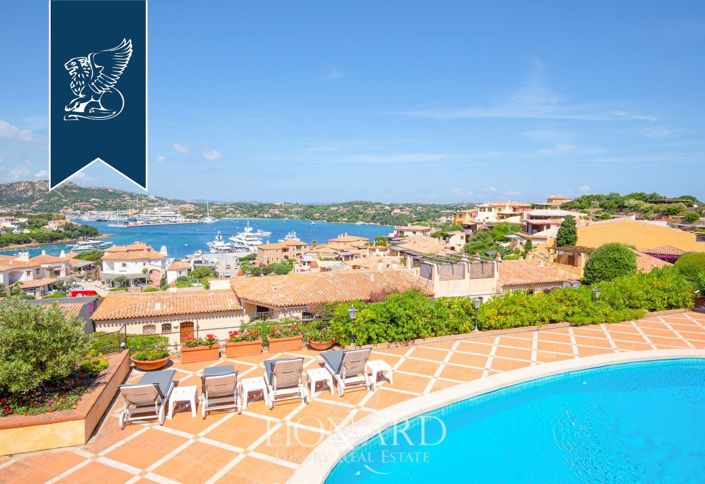 Image No.6-8 Bed Villa for sale