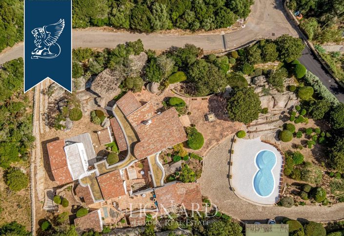 Image No.2-6 Bed Villa for sale