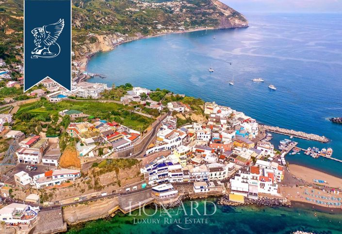 Image No.5-16 Bed Hotel for sale