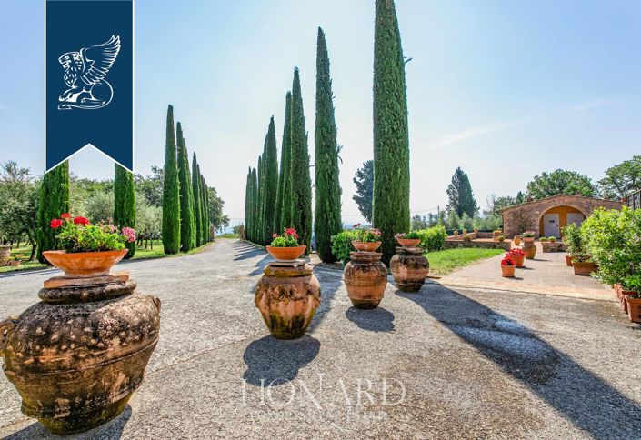 Image No.24-63 Bed Hotel for sale