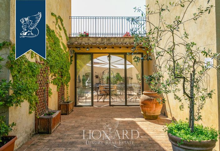 Image No.38-63 Bed Hotel for sale