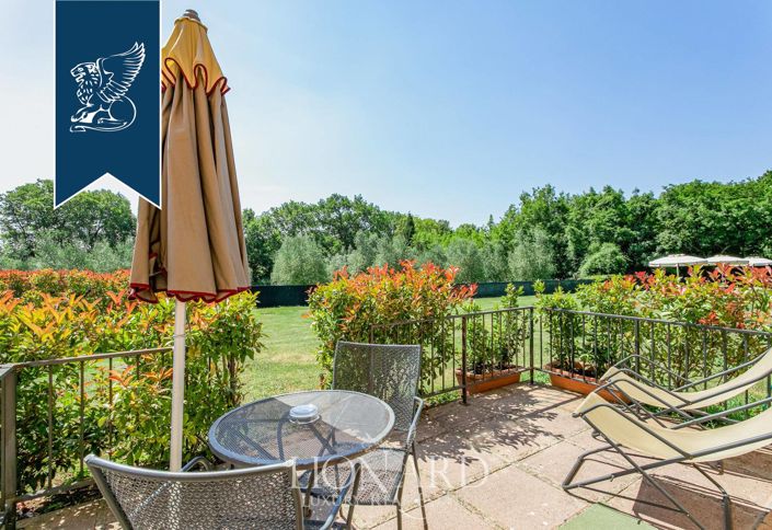 Image No.53-63 Bed Hotel for sale