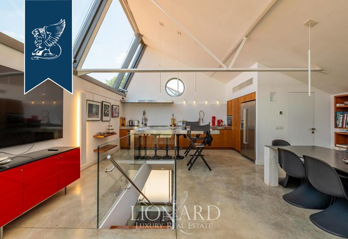 Image No.15-7 Bed Flat for sale