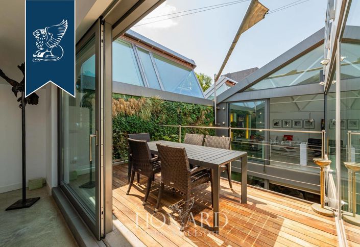 Image No.19-7 Bed Flat for sale