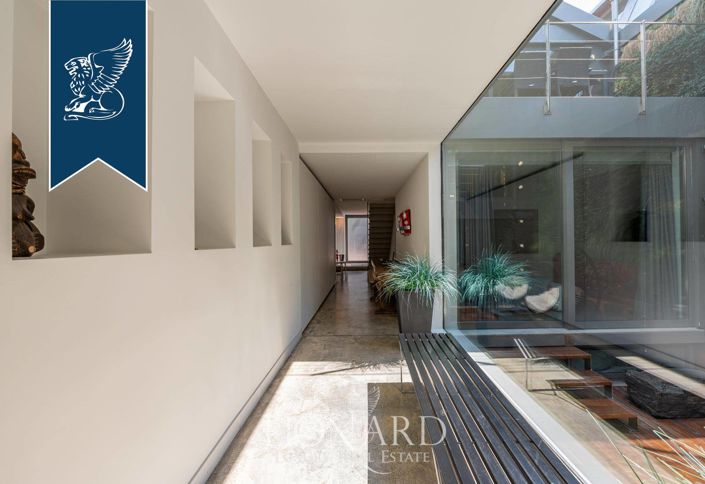 Image No.45-7 Bed Flat for sale