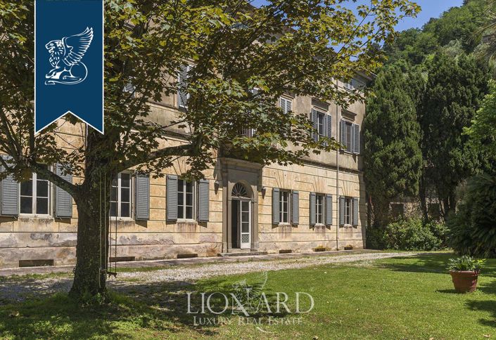 Image No.11-15 Bed Villa for sale