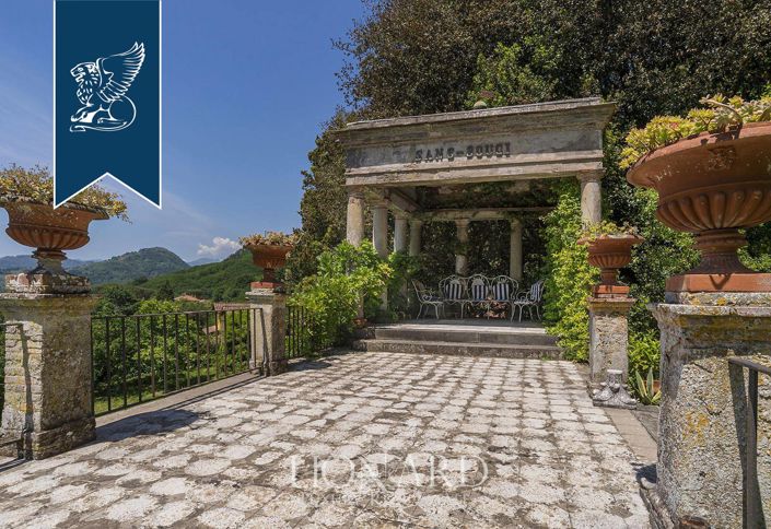 Image No.17-15 Bed Villa for sale