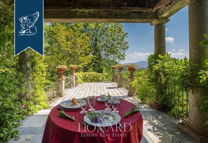 Image No.25-15 Bed Villa for sale