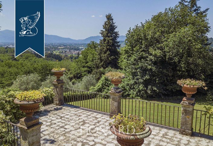 Image No.29-15 Bed Villa for sale