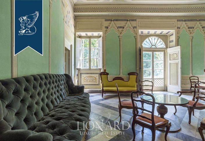 Image No.42-15 Bed Villa for sale