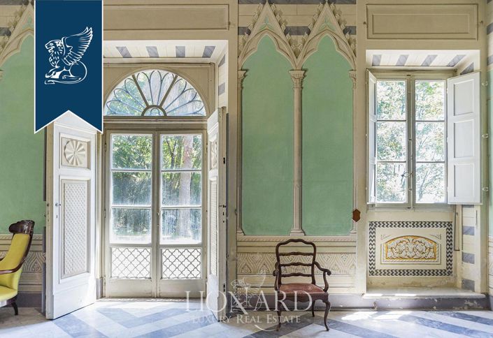 Image No.47-15 Bed Villa for sale