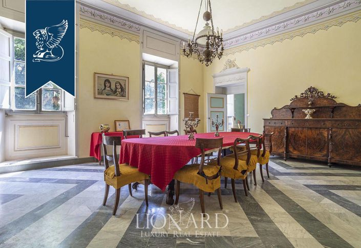 Image No.51-15 Bed Villa for sale