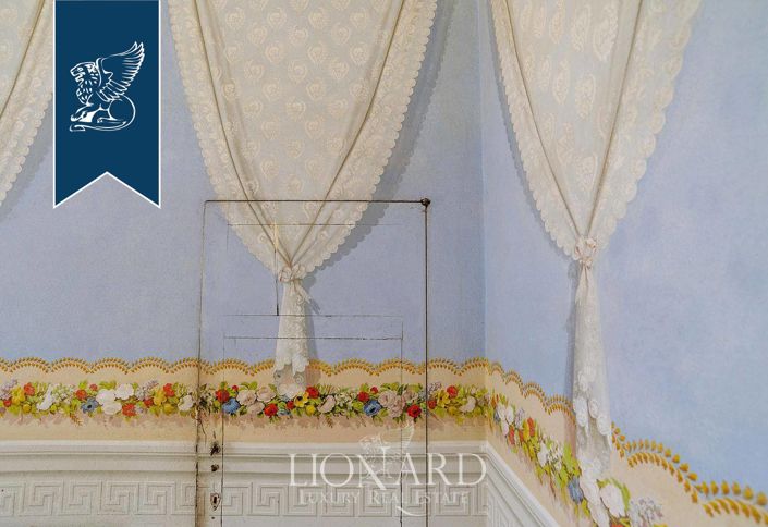 Image No.53-15 Bed Villa for sale