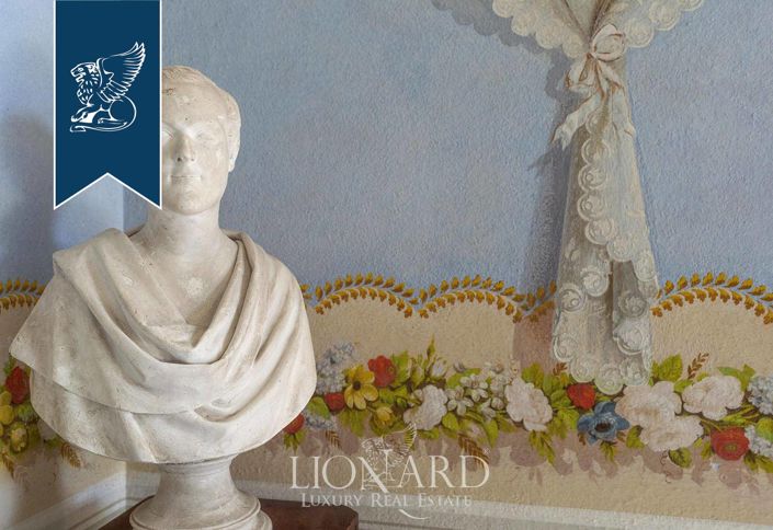 Image No.54-15 Bed Villa for sale