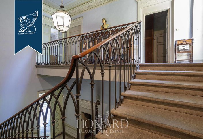 Image No.57-15 Bed Villa for sale