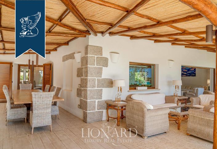 Image No.19-8 Bed Villa for sale