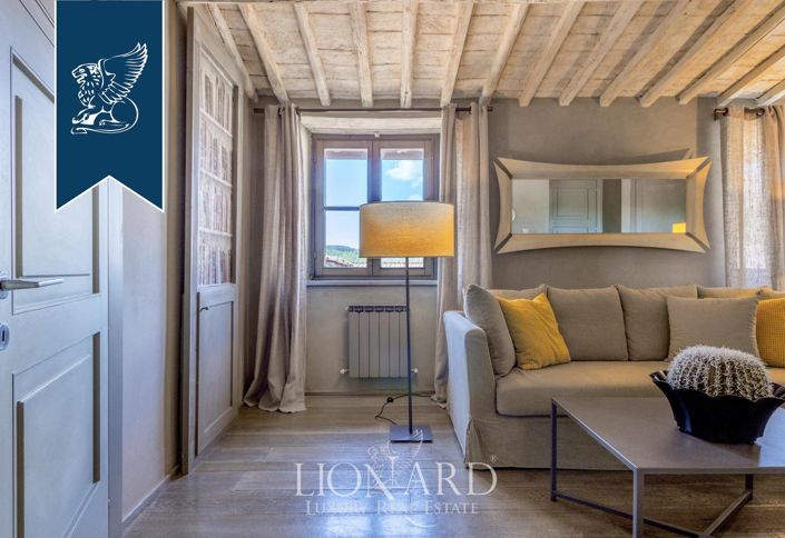 Image No.19-16 Bed Hotel for sale