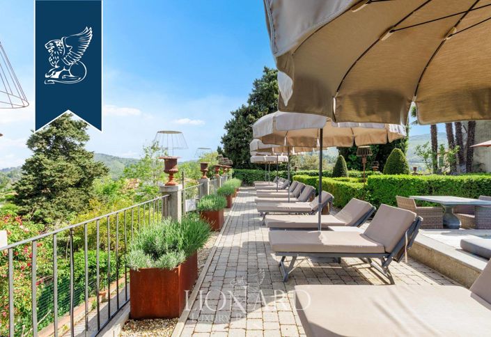 Image No.9-16 Bed Hotel for sale