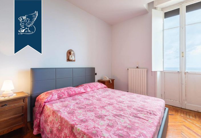 Image No.27-6 Bed Villa for sale