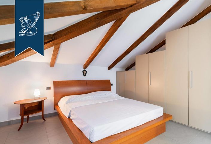 Image No.32-6 Bed Villa for sale