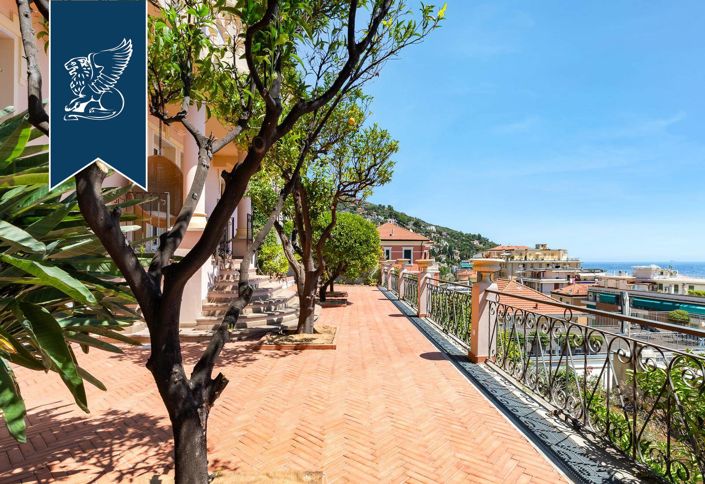 Image No.5-6 Bed Villa for sale