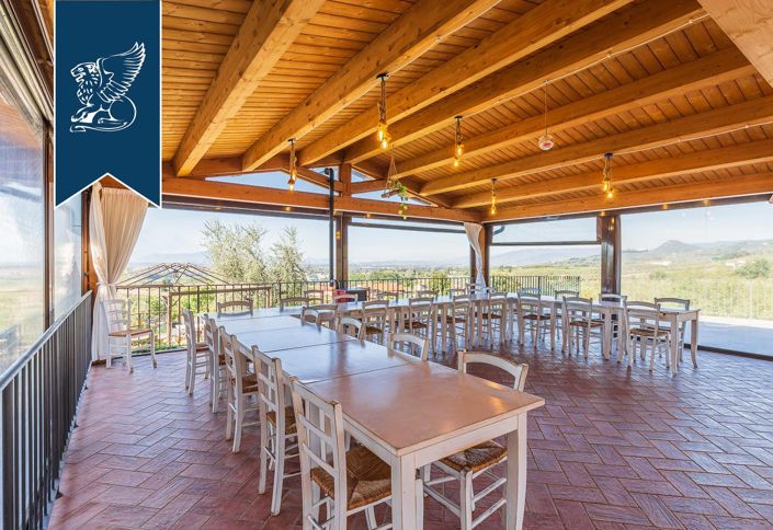 Image No.24-6 Bed Farmhouse for sale