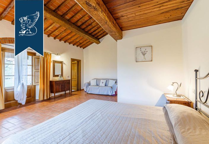 Image No.37-6 Bed Farmhouse for sale