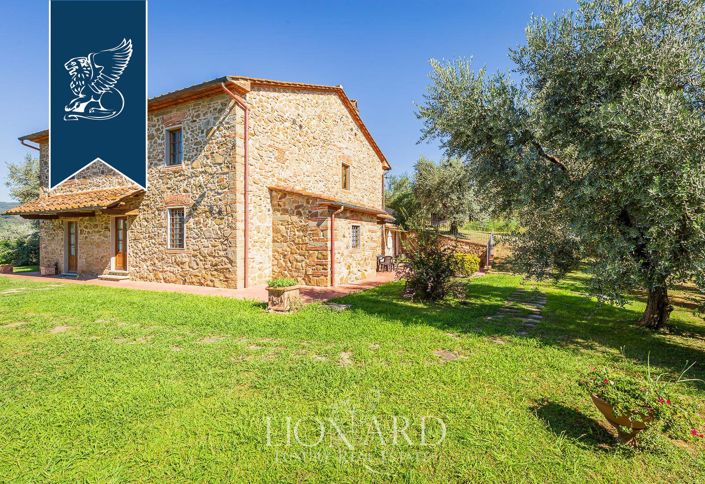 Image No.5-6 Bed Farmhouse for sale