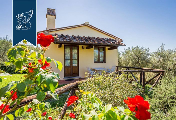 Image No.9-6 Bed Farmhouse for sale