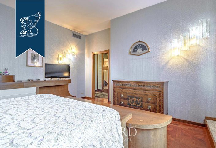 Image No.24-7 Bed Villa for sale