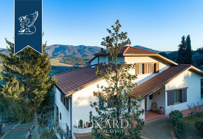 Image No.3-7 Bed Villa for sale