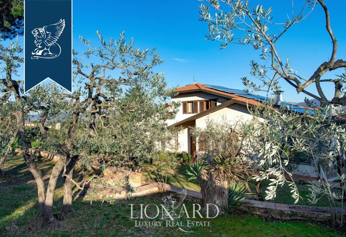 Image No.7-7 Bed Villa for sale