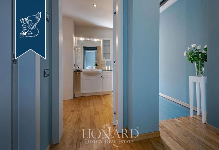 Image No.32-6 Bed Farmhouse for sale