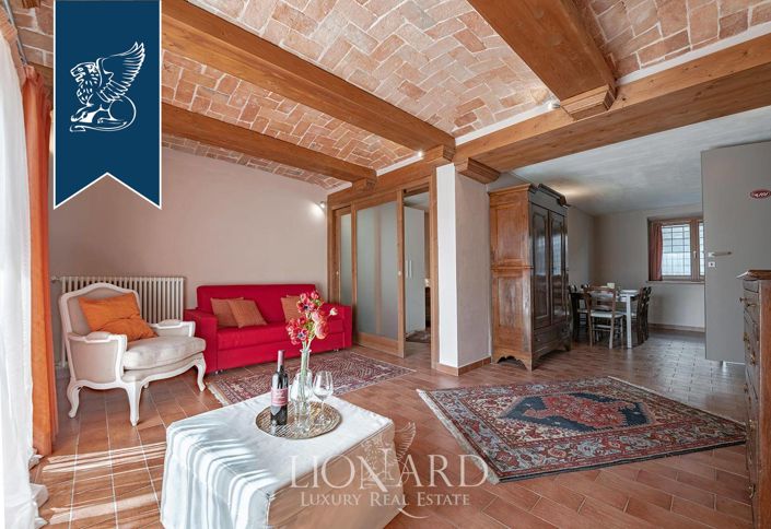 Image No.45-6 Bed Farmhouse for sale