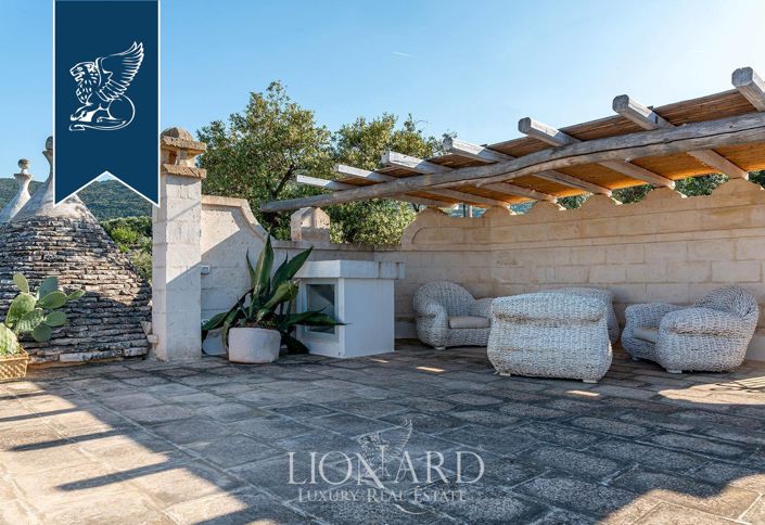 Image No.14-7 Bed Villa for sale