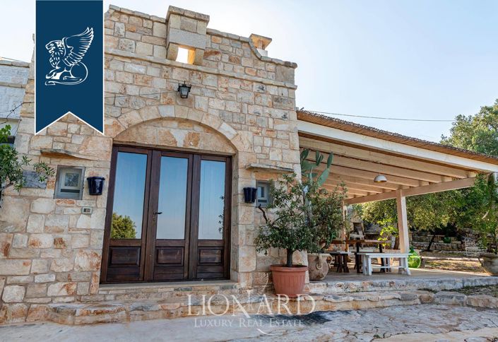 Image No.15-7 Bed Villa for sale