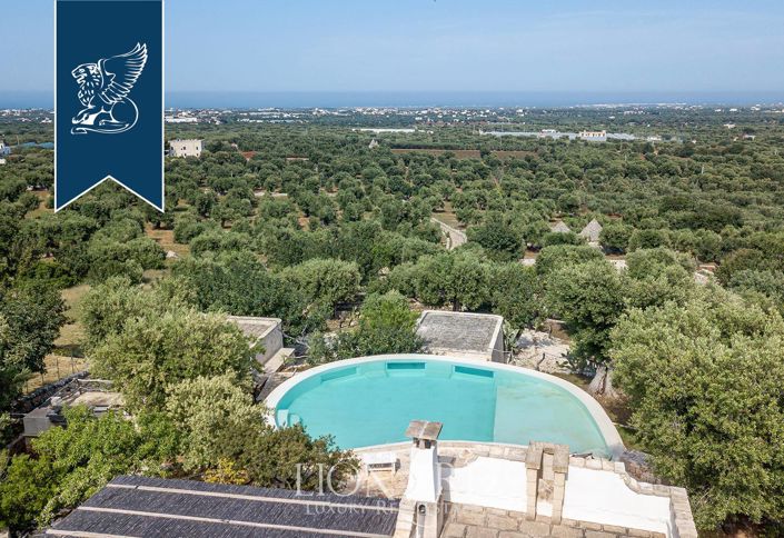 Image No.7-7 Bed Villa for sale