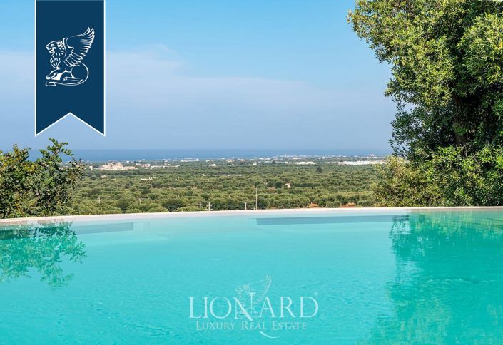 Image No.8-7 Bed Villa for sale