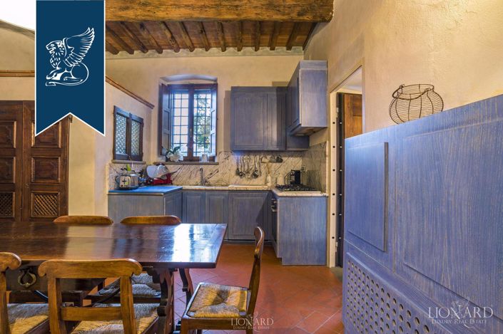 Image No.18-12 Bed Villa for sale