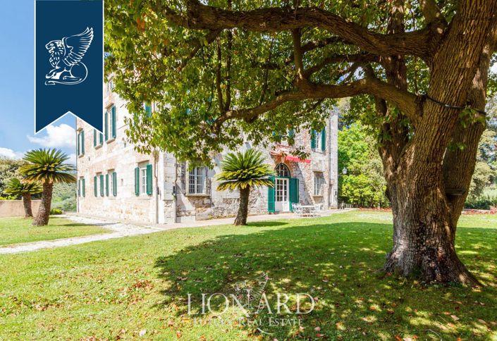 Image No.15-9 Bed Property for sale