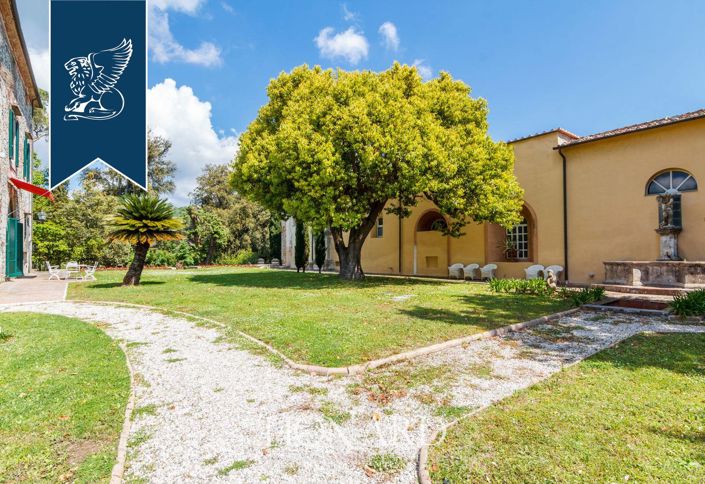 Image No.23-9 Bed Property for sale