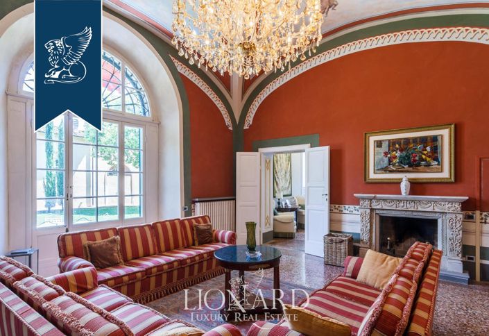 Image No.47-9 Bed Property for sale