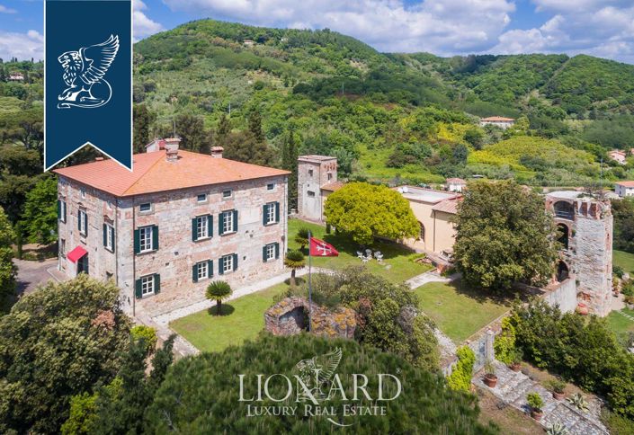 Image No.7-9 Bed Property for sale