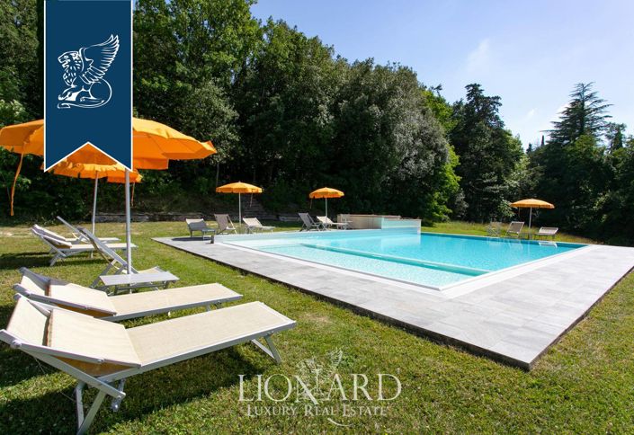 Image No.29-10 Bed Villa for sale