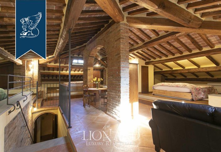 Image No.46-10 Bed Villa for sale