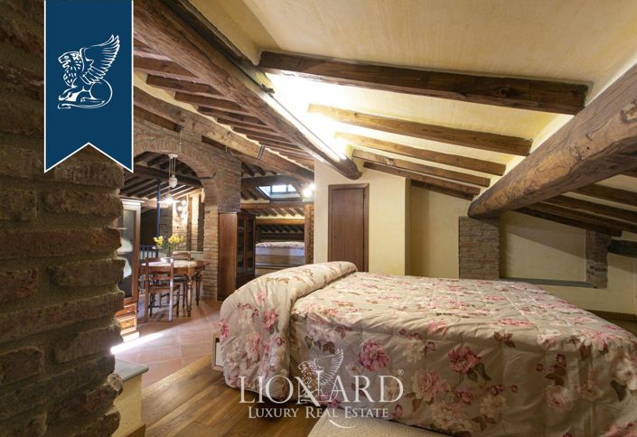 Image No.47-10 Bed Villa for sale