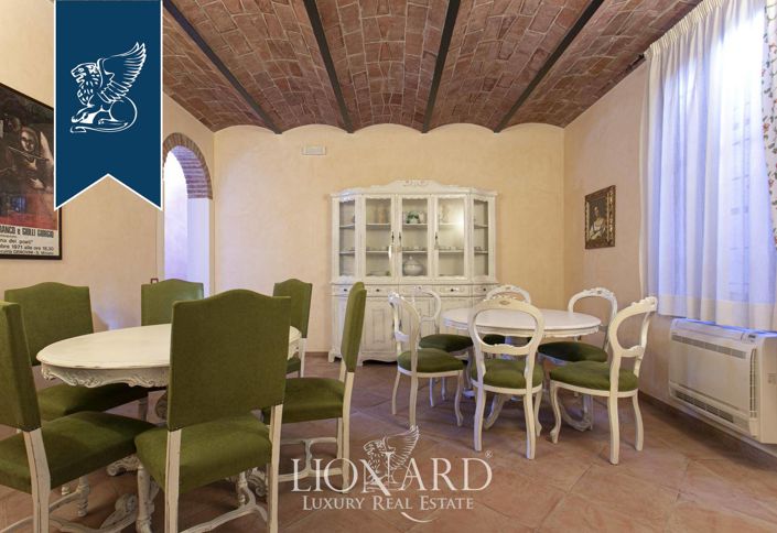 Image No.59-10 Bed Villa for sale